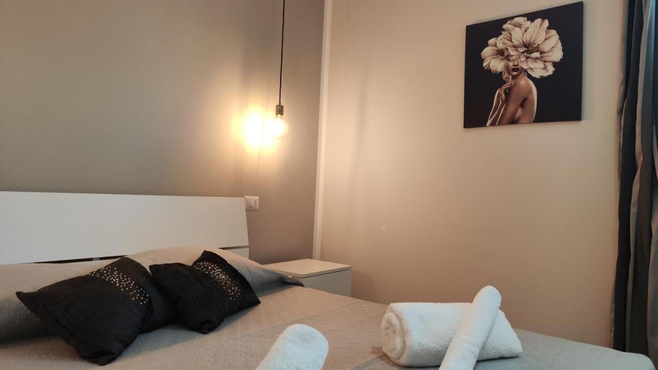 Esmada Lamezia Terme Lägenhet Exteriör bild